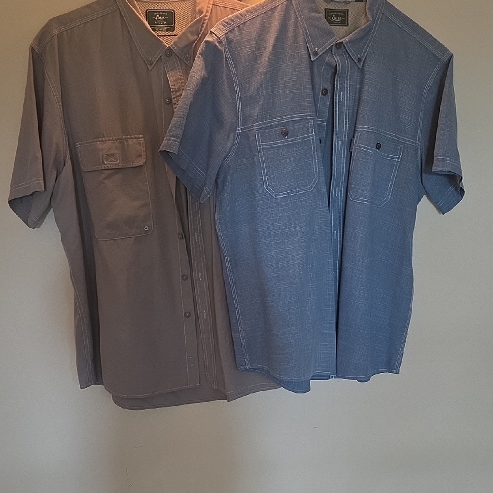 G.H. Bass & Co. Men's Casual Button Down Shirts - Gray and Blue
